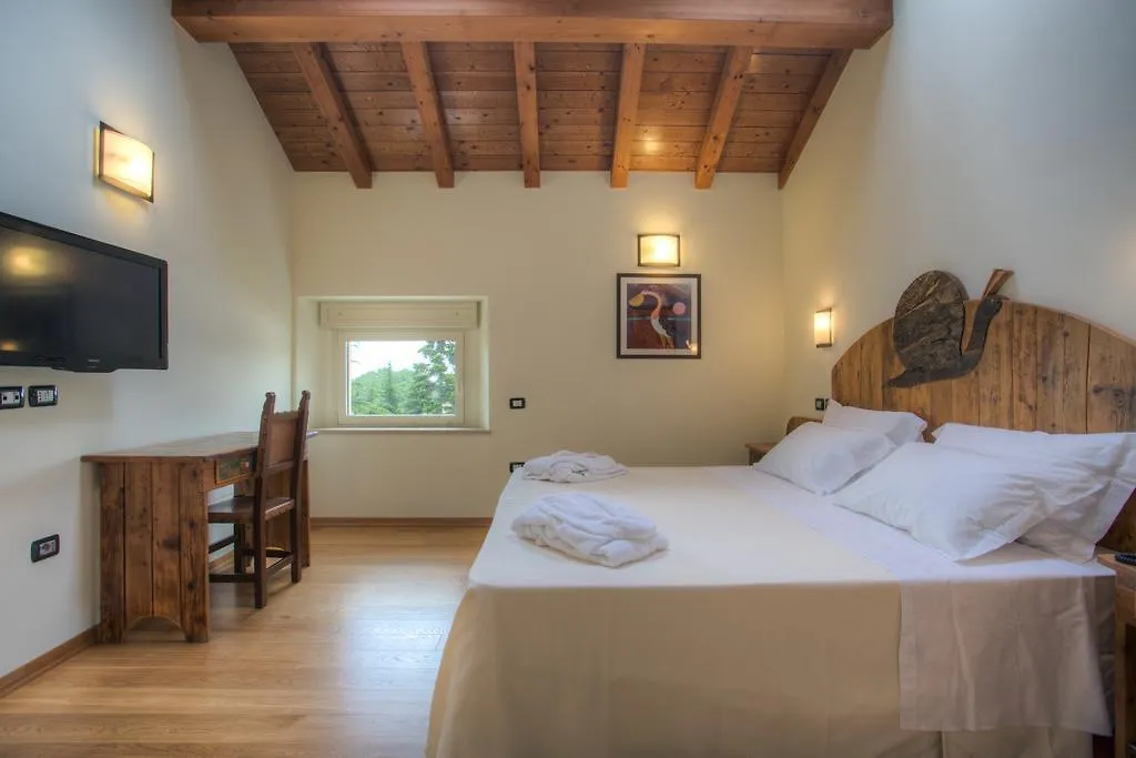 Hotel Il Duca Del Montefeltro Pennabilli 4*,